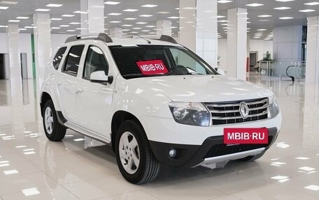 Renault Duster I рестайлинг, 2015 год, 856 000 рублей, 3 фотография