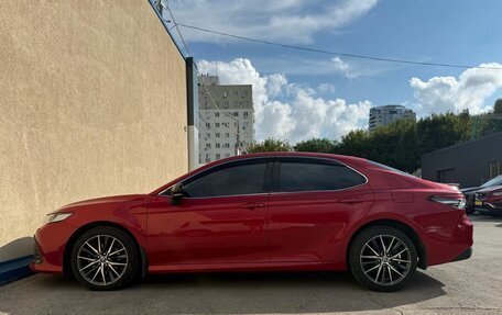 Toyota Camry, 2021 год, 3 230 000 рублей, 4 фотография