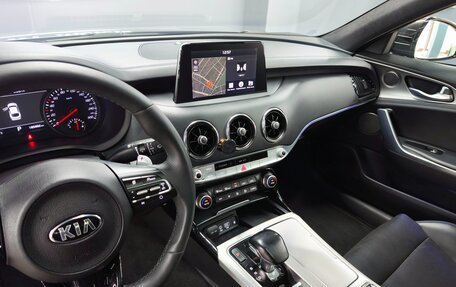 KIA Stinger I, 2019 год, 2 390 000 рублей, 19 фотография