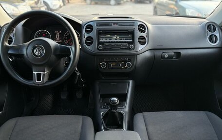 Volkswagen Tiguan I, 2011 год, 890 000 рублей, 16 фотография