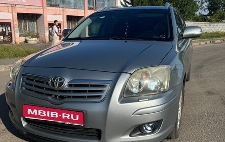 Toyota Avensis III рестайлинг, 2008 год, 900 000 рублей, 8 фотография