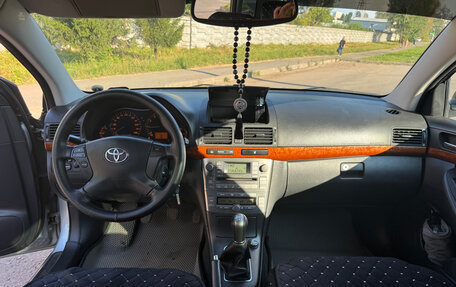 Toyota Avensis III рестайлинг, 2008 год, 900 000 рублей, 21 фотография