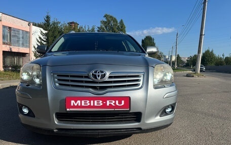 Toyota Avensis III рестайлинг, 2008 год, 900 000 рублей, 25 фотография