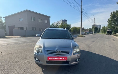 Toyota Avensis III рестайлинг, 2008 год, 900 000 рублей, 34 фотография