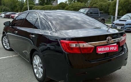 Toyota Camry, 2014 год, 1 415 000 рублей, 6 фотография