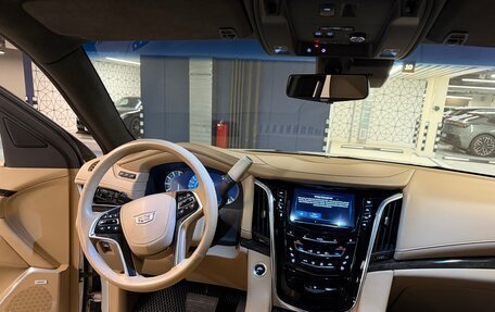 Cadillac Escalade IV, 2018 год, 4 500 000 рублей, 23 фотография