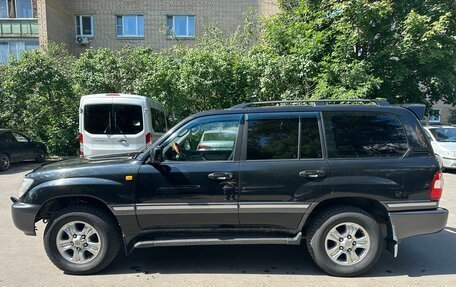 Toyota Land Cruiser 100 рестайлинг 2, 2007 год, 2 200 000 рублей, 3 фотография