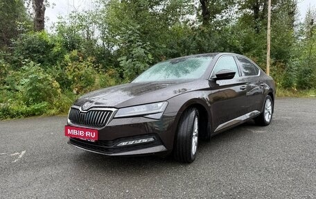 Skoda Superb III рестайлинг, 2021 год, 2 600 000 рублей, 5 фотография