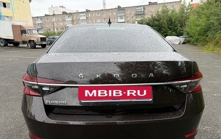 Skoda Superb III рестайлинг, 2021 год, 2 600 000 рублей, 9 фотография