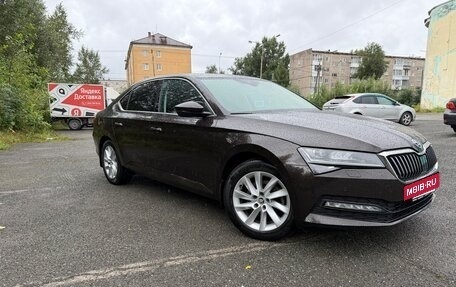 Skoda Superb III рестайлинг, 2021 год, 2 600 000 рублей, 15 фотография