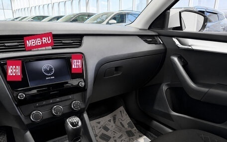 Skoda Octavia, 2019 год, 1 750 000 рублей, 13 фотография