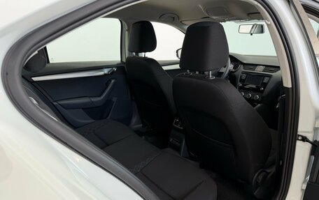 Skoda Octavia, 2019 год, 1 750 000 рублей, 24 фотография