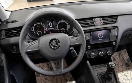 Skoda Octavia, 2019 год, 1 750 000 рублей, 31 фотография