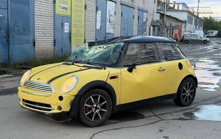 MINI Hatch, 2003 год, 178 000 рублей, 1 фотография