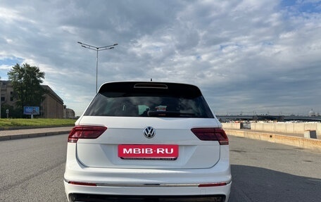 Volkswagen Tiguan II, 2019 год, 2 700 000 рублей, 5 фотография