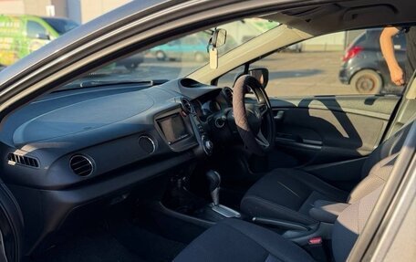 Honda Insight II рестайлинг, 2010 год, 750 000 рублей, 6 фотография