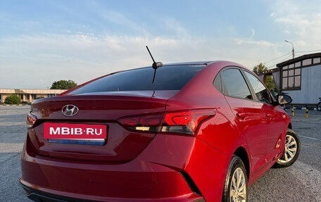 Hyundai Solaris II рестайлинг, 2022 год, 1 950 000 рублей, 9 фотография