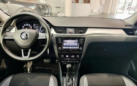 Skoda Rapid I, 2017 год, 1 188 000 рублей, 14 фотография