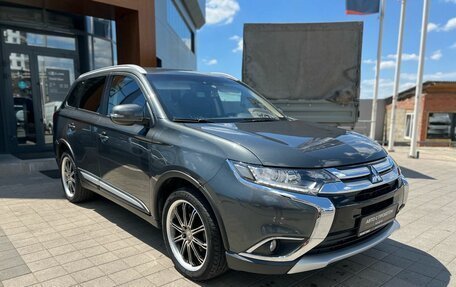 Mitsubishi Outlander III рестайлинг 3, 2015 год, 1 550 000 рублей, 3 фотография