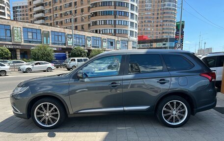 Mitsubishi Outlander III рестайлинг 3, 2015 год, 1 550 000 рублей, 8 фотография