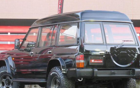 Nissan Safari IV, 1989 год, 1 550 000 рублей, 26 фотография