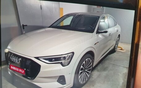 Audi e-tron Sportback I, 2021 год, 7 000 000 рублей, 1 фотография