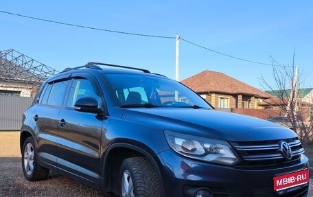 Volkswagen Tiguan I, 2015 год, 1 380 000 рублей, 1 фотография