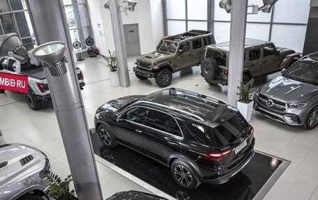 Mercedes-Benz GLE, 2024 год, 9 899 999 рублей, 37 фотография
