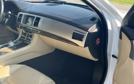 Jaguar XF I рестайлинг, 2013 год, 1 390 000 рублей, 8 фотография