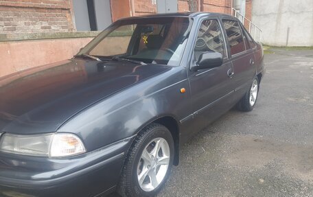Daewoo Nexia I рестайлинг, 2003 год, 130 000 рублей, 10 фотография