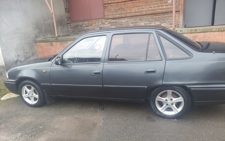 Daewoo Nexia I рестайлинг, 2003 год, 130 000 рублей, 11 фотография