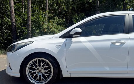 Hyundai Solaris II рестайлинг, 2022 год, 1 490 000 рублей, 3 фотография