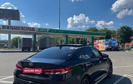 KIA Optima IV, 2018 год, 2 000 000 рублей, 3 фотография
