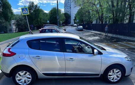 Renault Megane III, 2013 год, 950 000 рублей, 3 фотография