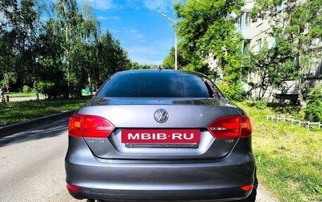 Volkswagen Jetta VI, 2012 год, 800 000 рублей, 3 фотография