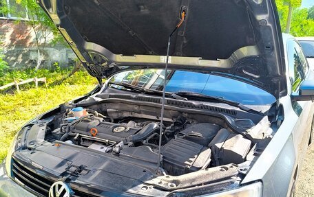 Volkswagen Jetta VI, 2012 год, 800 000 рублей, 25 фотография