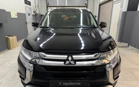 Mitsubishi Outlander III рестайлинг 3, 2018 год, 2 049 000 рублей, 2 фотография