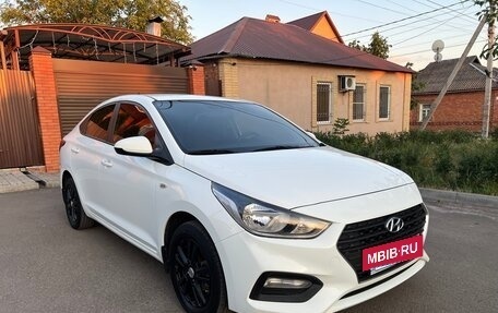 Hyundai Solaris II рестайлинг, 2018 год, 1 370 000 рублей, 2 фотография