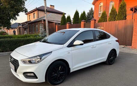 Hyundai Solaris II рестайлинг, 2018 год, 1 370 000 рублей, 5 фотография