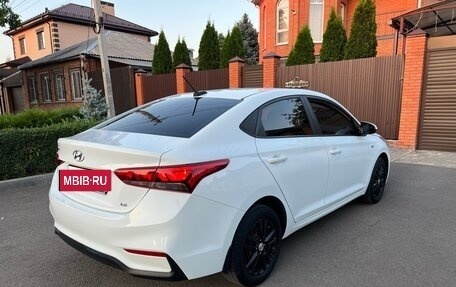 Hyundai Solaris II рестайлинг, 2018 год, 1 370 000 рублей, 10 фотография