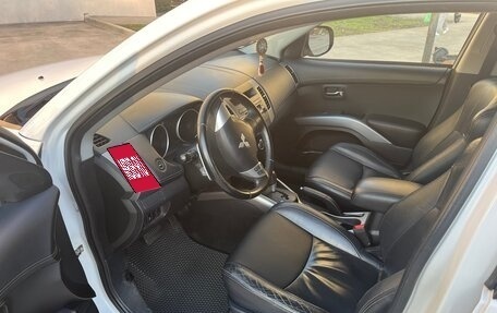 Mitsubishi Outlander III рестайлинг 3, 2011 год, 1 200 000 рублей, 1 фотография