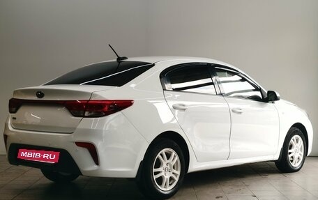 KIA Rio IV, 2018 год, 900 000 рублей, 5 фотография