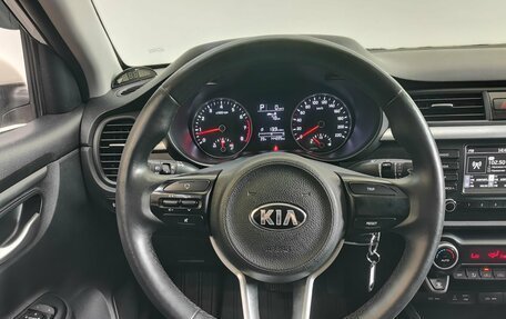KIA Rio IV, 2018 год, 900 000 рублей, 10 фотография