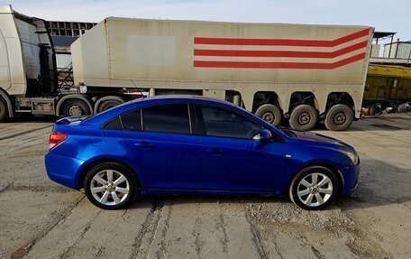 Chevrolet Cruze II, 2009 год, 459 000 рублей, 3 фотография