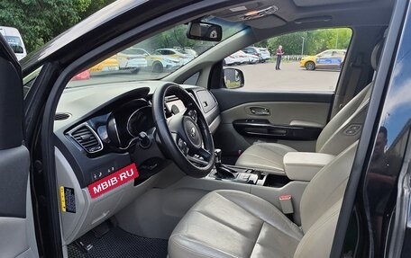 KIA Carnival III, 2017 год, 2 950 000 рублей, 9 фотография