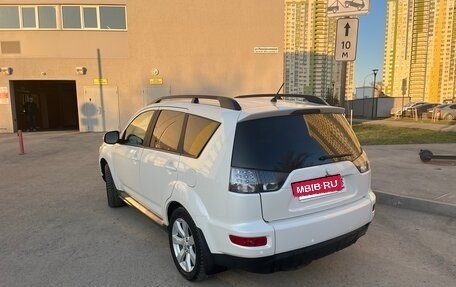 Mitsubishi Outlander III рестайлинг 3, 2011 год, 1 200 000 рублей, 3 фотография
