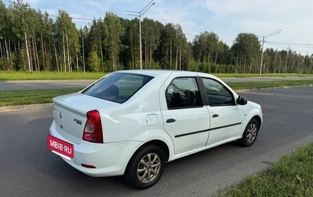 Renault Logan I, 2010 год, 300 000 рублей, 3 фотография