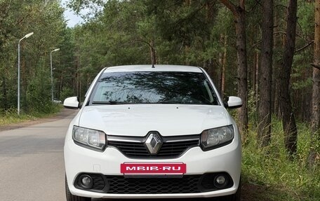 Renault Sandero II рестайлинг, 2017 год, 670 000 рублей, 2 фотография