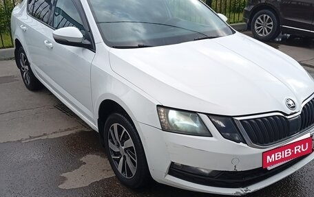 Skoda Octavia, 2019 год, 1 000 000 рублей, 13 фотография