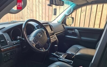 Toyota Land Cruiser 200, 2008 год, 3 200 000 рублей, 6 фотография